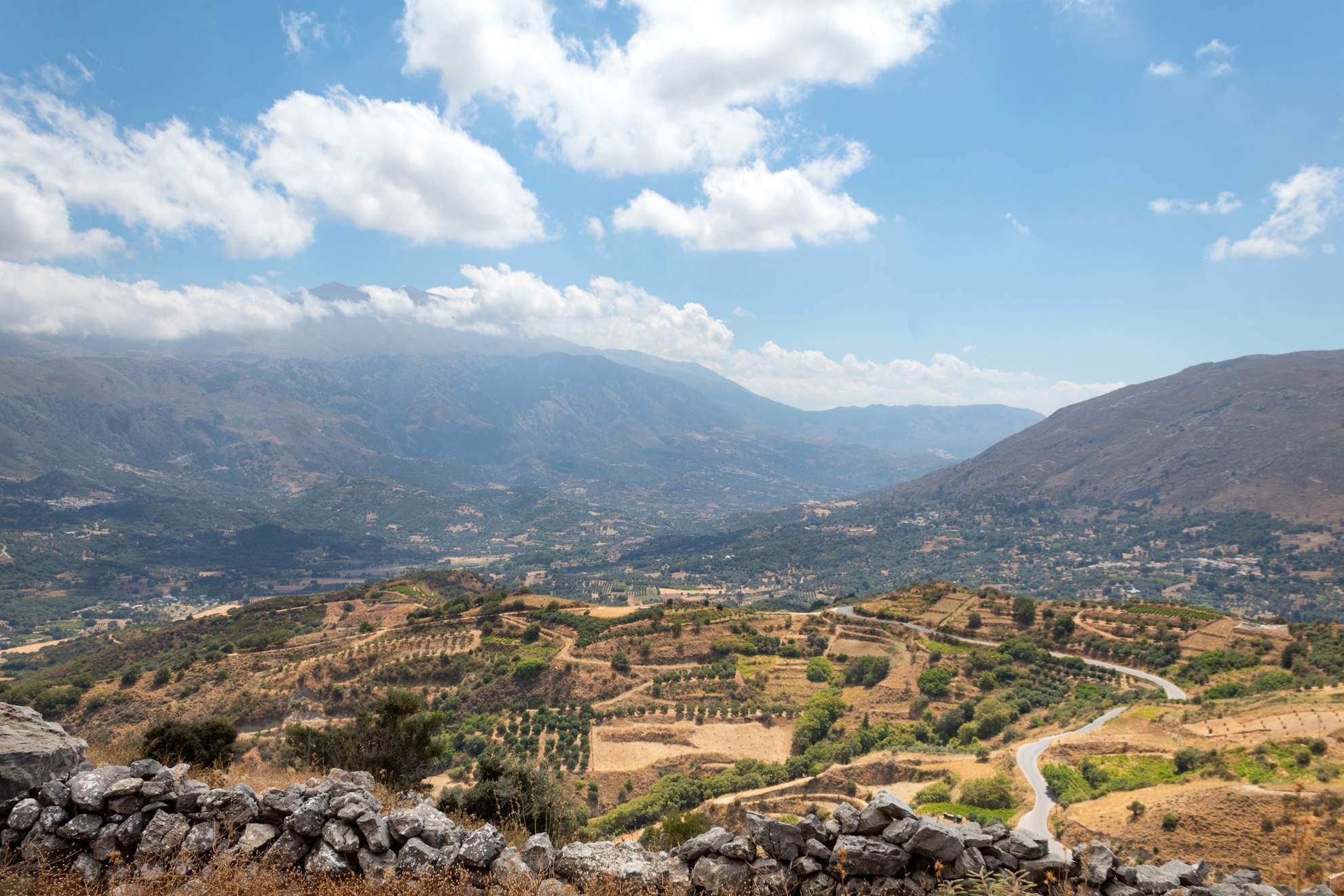 Vue sur les montagnes depuis l'hôtel